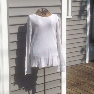 Fitted cream colored thermal w/thumb hole sleeves